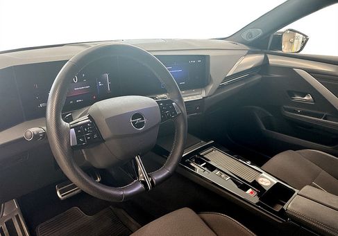 Opel Astra, 2024