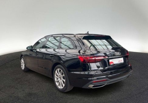 Audi A4, 2023