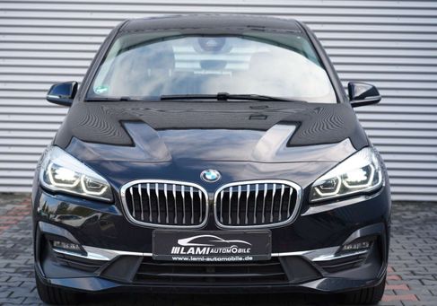 BMW 216, 2021