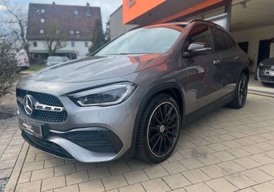 Mercedes-Benz GLA 220, 2023