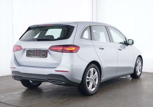 Mercedes-Benz B 200, 2024