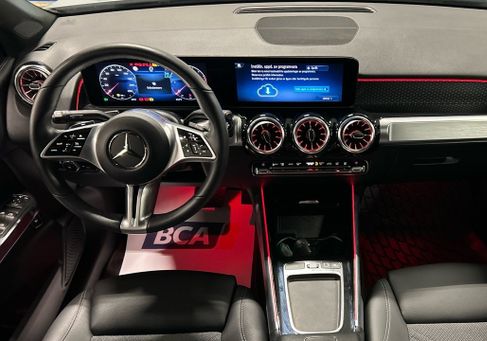 Mercedes-Benz, 2025 3