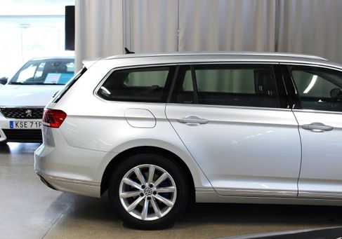 Volkswagen Passat Variant, 2020 3