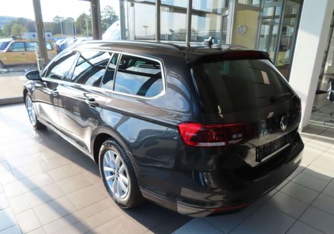 Volkswagen Passat Variant, 2023 3