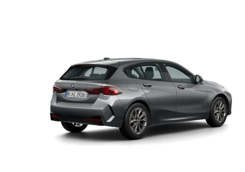 BMW 120, 2025 2