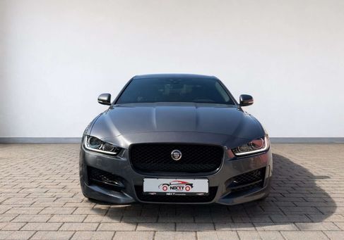 Jaguar XE, 2018 2