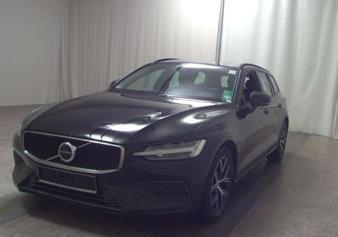 Volvo V60, 2022