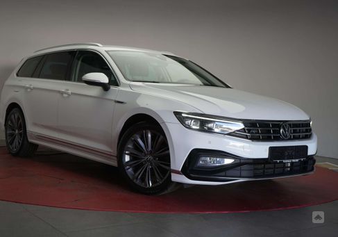 Volkswagen Passat, 2021