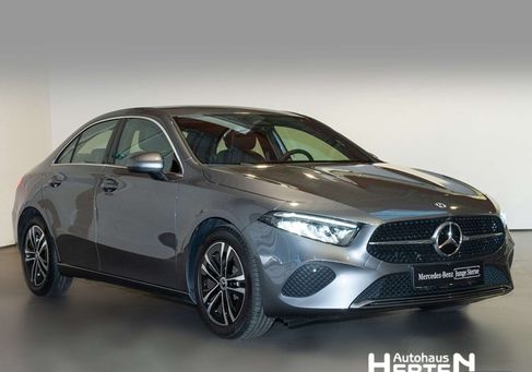 Mercedes-Benz A 200, 2024