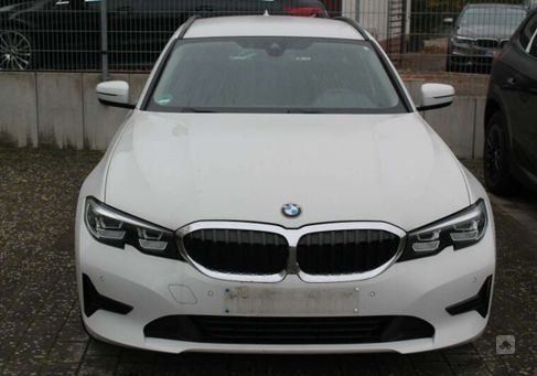 BMW 318, 2021