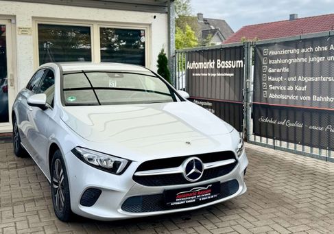 Mercedes-Benz A 200, 2022