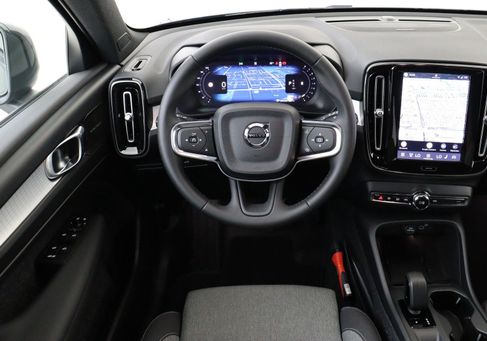Volvo XC40, 2026 2