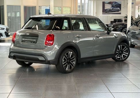 MINI ONE, 2021