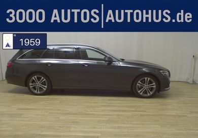 Mercedes-Benz E 220, 2022