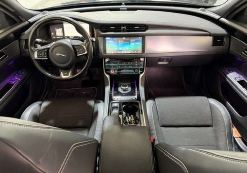 Jaguar XF, 2018