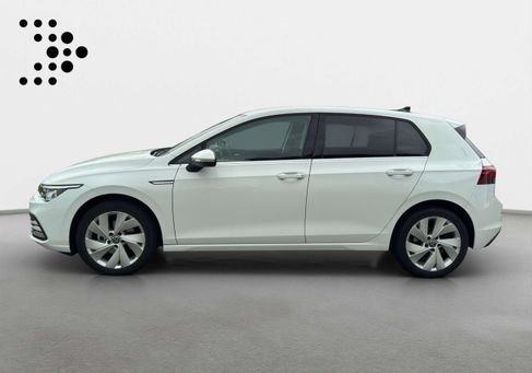 Volkswagen Golf, 2024 3