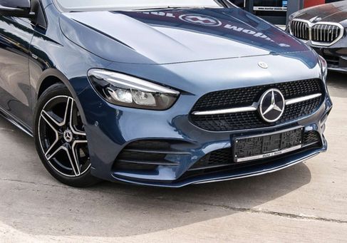 Mercedes-Benz B 180, 2021