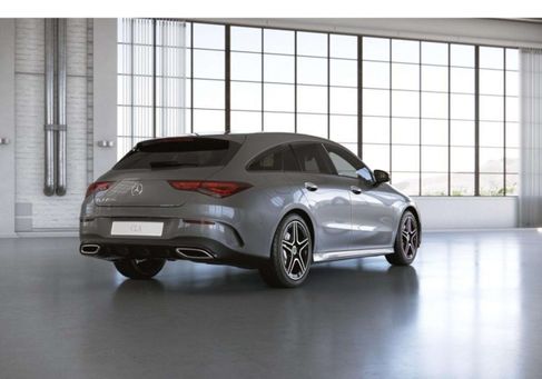 Mercedes-Benz CLA 250, 2022