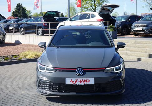 Volkswagen Golf, 2021 3