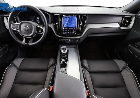 Volvo XC60, 2025