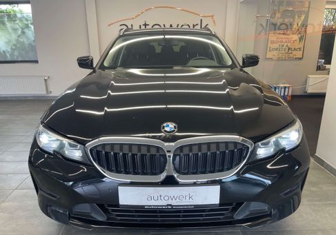 BMW 318, 2022