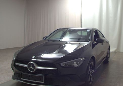 Mercedes-Benz CLA 220, 2022