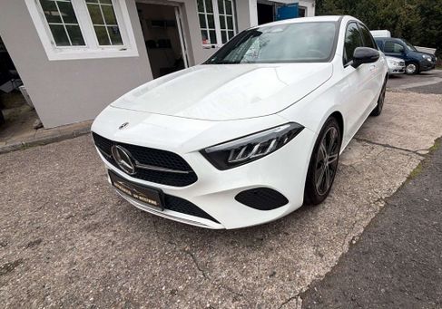 Mercedes-Benz A 200, 2023 2