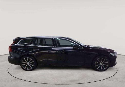 Volvo V60, 2023