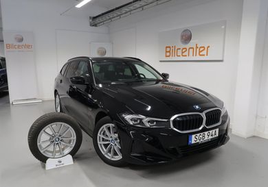 BMW 330, 2023