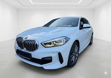 BMW 118, 2023