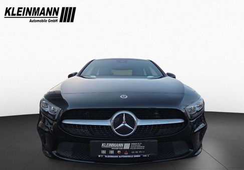 Mercedes-Benz A 200, 2022