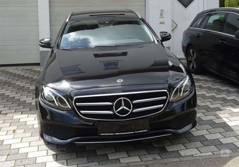 Mercedes-Benz E 220, 2019