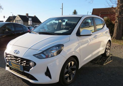 Hyundai i10, 2022 3