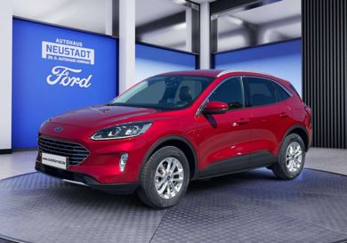 Ford Kuga, 2022