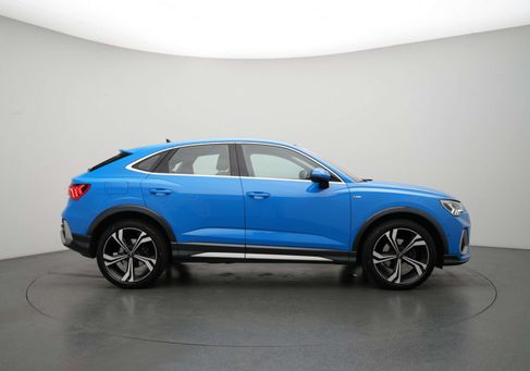 Audi Q3, 2023