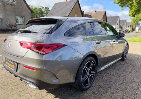 Mercedes-Benz CLA 200, 2022