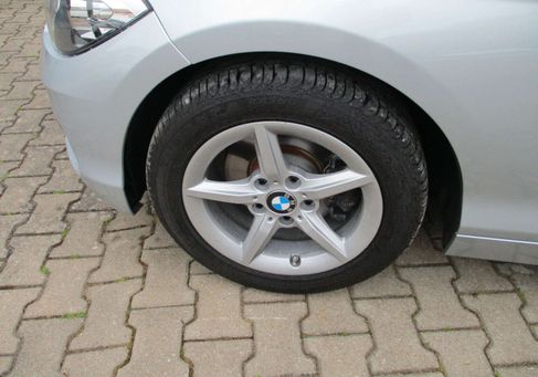 BMW 120, 2017