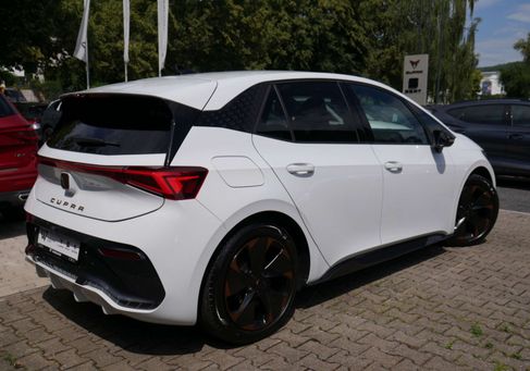 Cupra Born, 2024