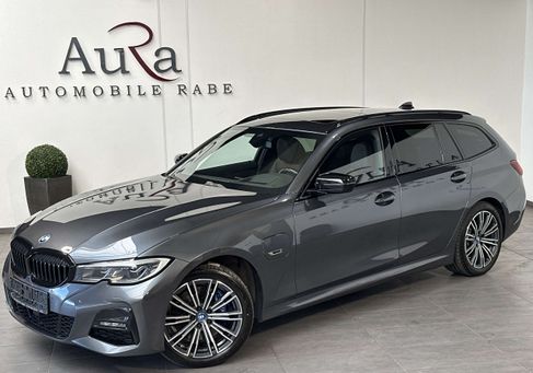 BMW 330, 2021