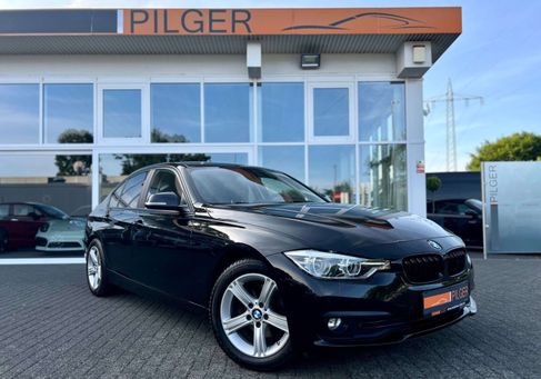 BMW 330, 2017