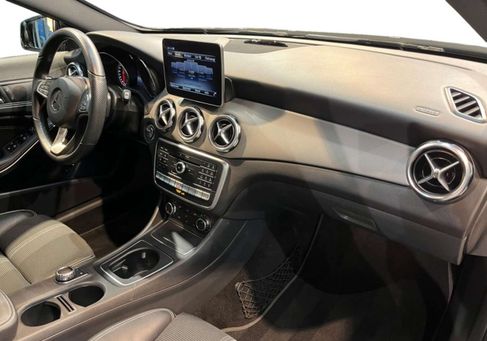 Mercedes-Benz GLA 220, 2019
