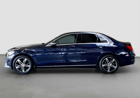 Mercedes-Benz C 180, 2021