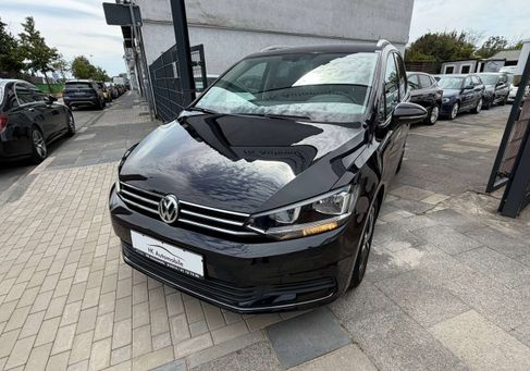 Volkswagen Touran, 2020 3
