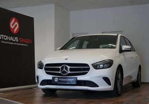 Mercedes-Benz B 180, 2021