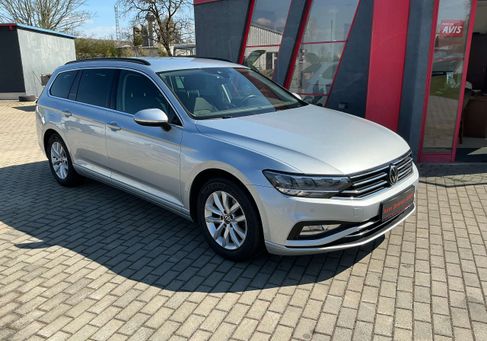 Volkswagen Passat Variant, 2023 3