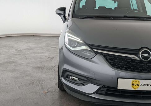 Opel Zafira, 2018