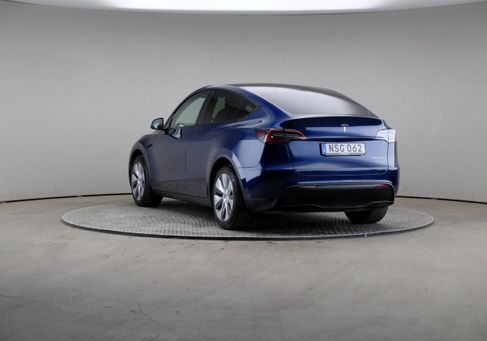 Tesla Model Y, 2023 2