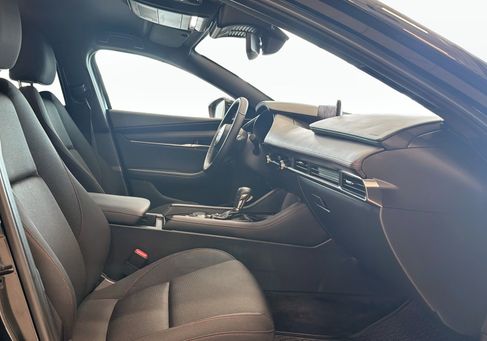 Mazda 3, 2024