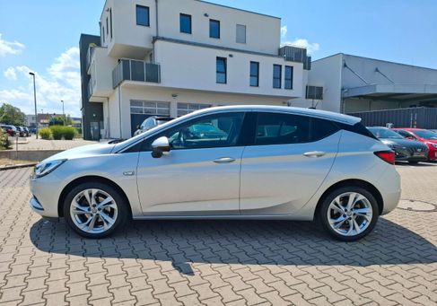 Opel Astra, 2019