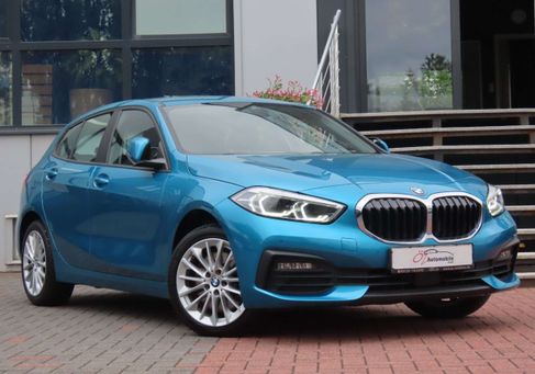 BMW 120, 2022